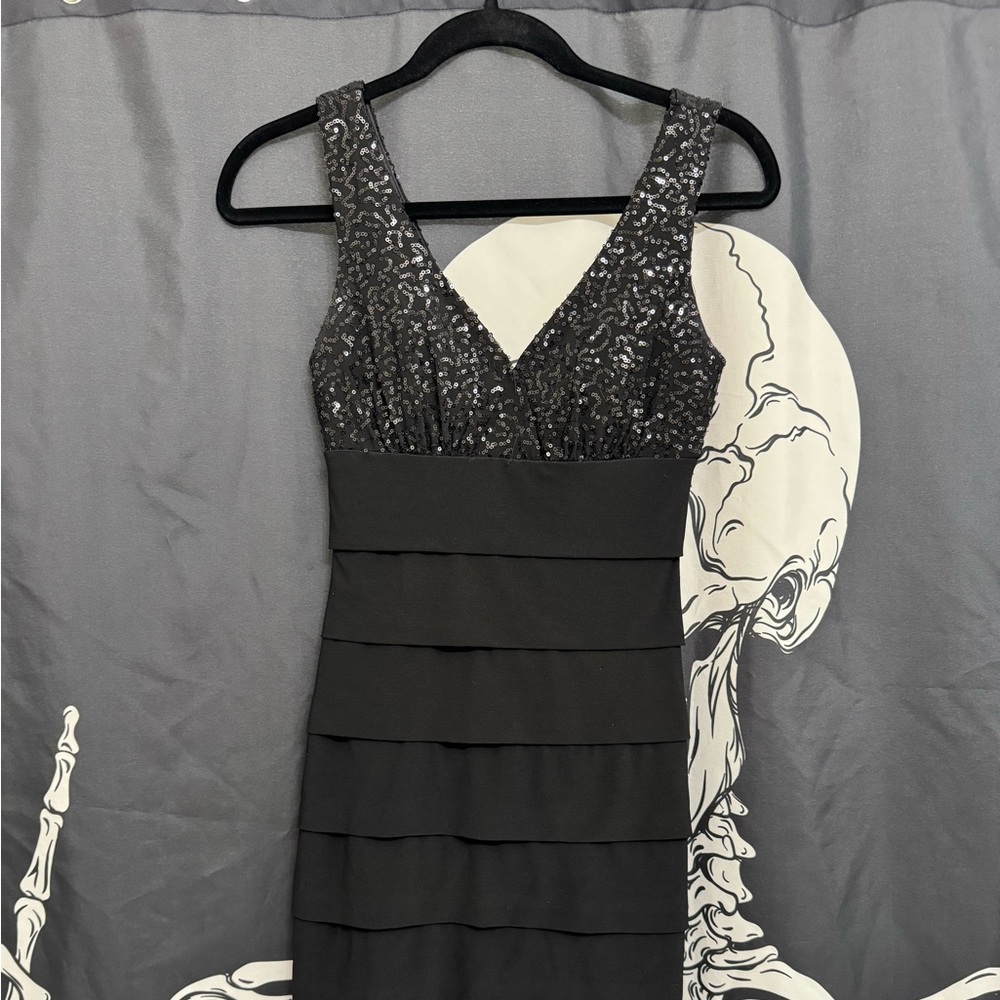 B Darlin Black Sequin V-Neck Tiered Midi Dress